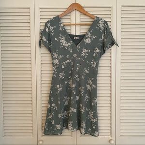 Abercrombie & Fitch NWOT Green Floral Sundress